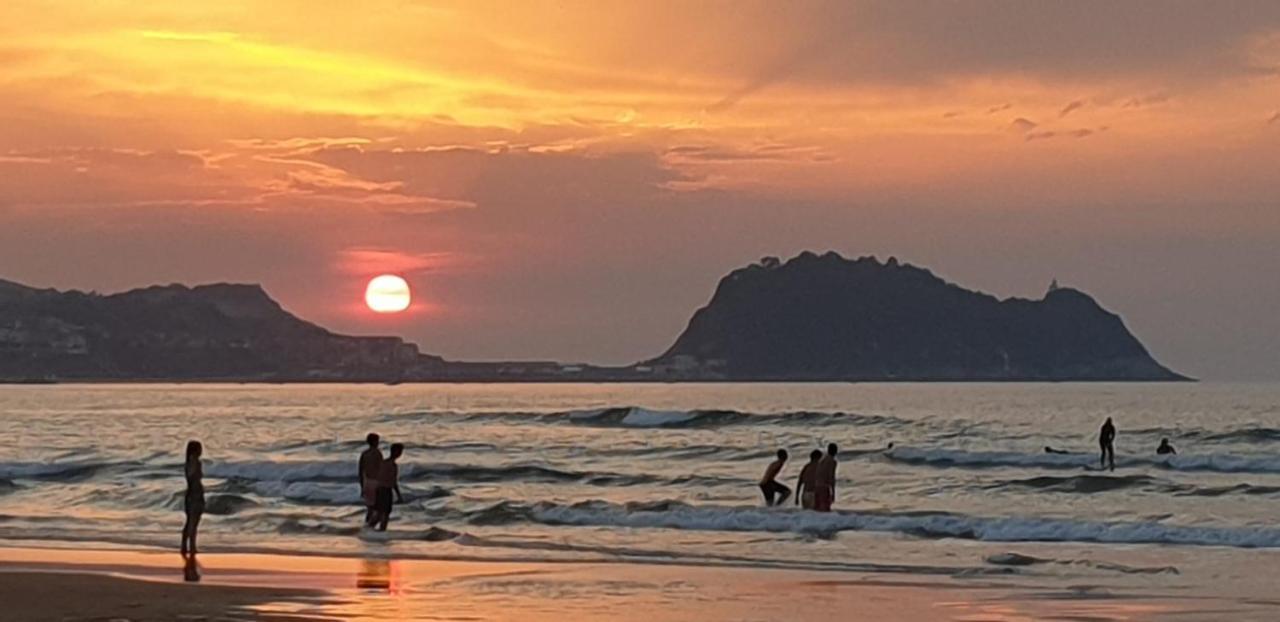 Amplio Piso En La Playa De 135 M2 Con Garaje Διαμέρισμα Zarautz Εξωτερικό φωτογραφία